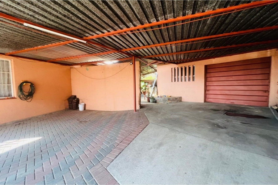 4 Bedroom Property for Sale in Sasolburg Free State